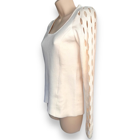 Ellie Tahari extra fine merino wool cut out Creme sweater top size Xs - Picture 4 of 8